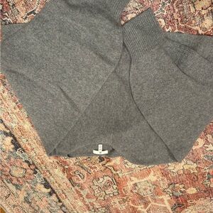 Banana Republic Cashmere Charcoal Knit Sweater